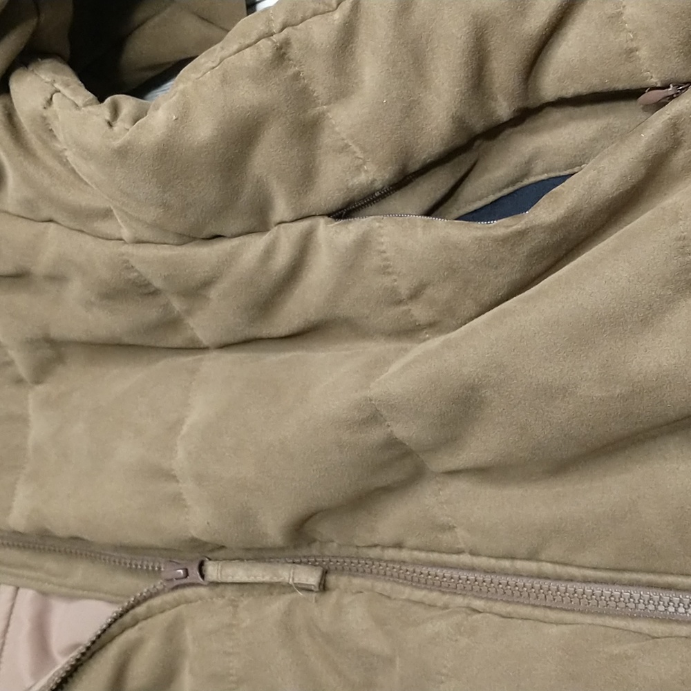 L.L. Bean_Winter Jacket_Brown_Medium Petite - Picture 6 of 9